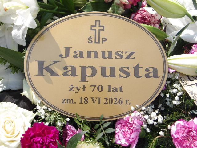 Grób Janusz Kapusta