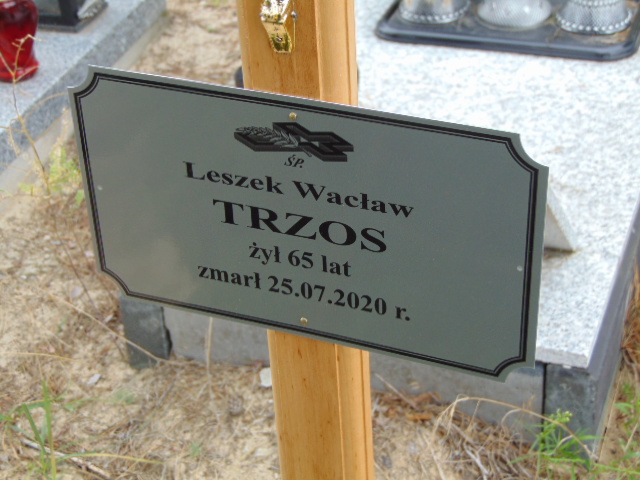 Grób Leszek Trzos